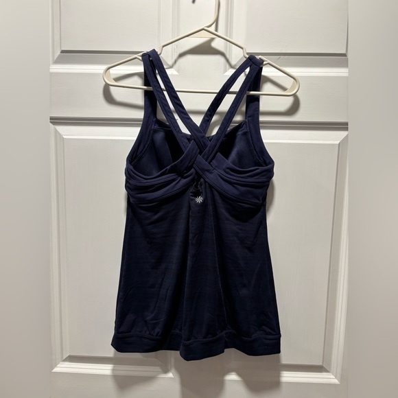 Athleta criss cross navy spandex material tank top​​​​​​​ - Picture 4 of 7